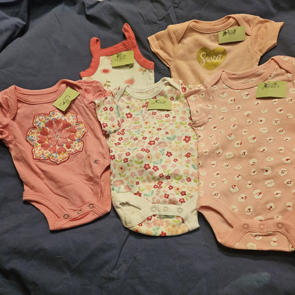 Set of 5 Baby Onesies in Pink and White